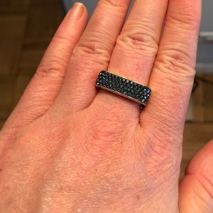 Henri Bendel blue crystal ring sz.8